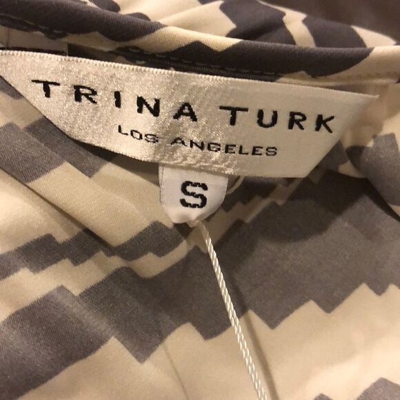 Trina Turk Gray & Cream Zebra Like Blouse - Picture 8 of 8